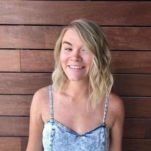 Meet your Posher, Nicole